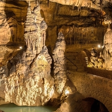 Grotte de la Glacière