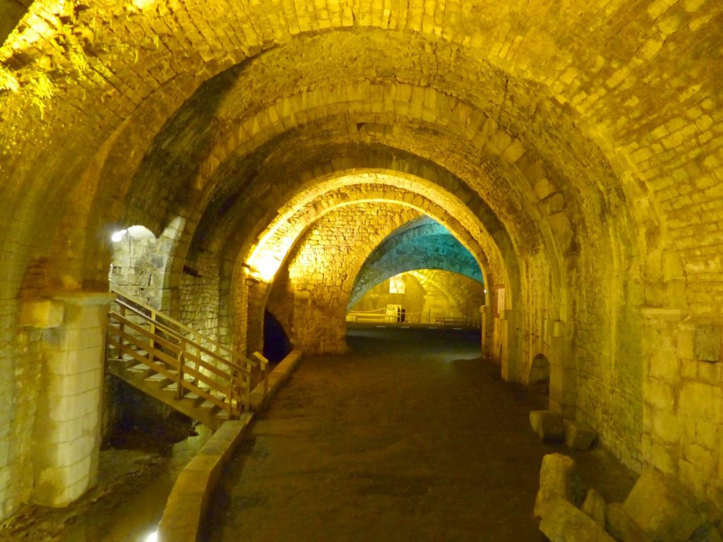 Couloir souterrain de la Grande Saline de Salins-les-Bains